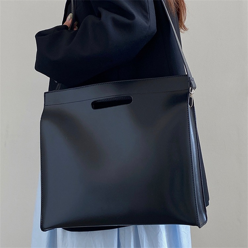 Bolsa de Ombro Transversal Fem - Interior Design Documentation avaliação e preço
